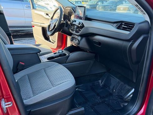 Used 2022 Ford Escape SE w/ Convenience Package image 16