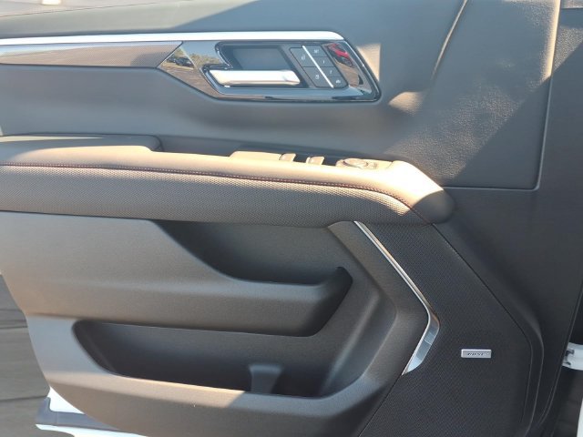 New 2027 Chevrolet Tahoe RST w/ RST Capability Package AWD/4WD image 14