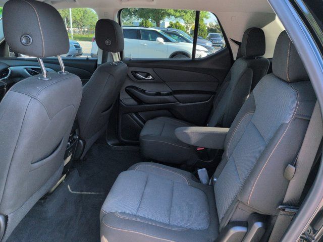 Used 2020 Chevrolet Traverse LT FWD image 13