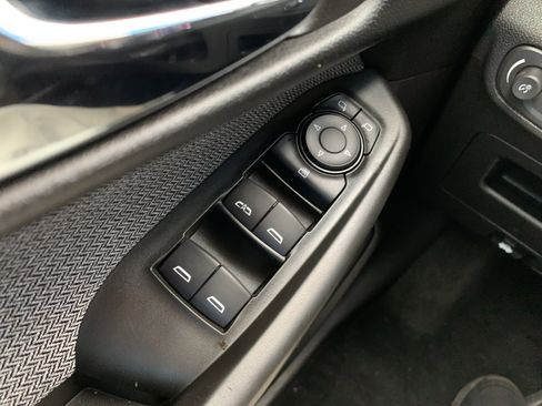 Used 2025 Chevrolet TrailBlazer LT w/ Convenience Package image 34