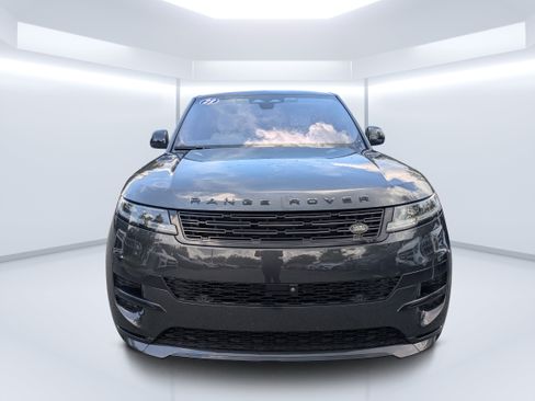 Used 2023 Land Rover Range Rover Sport SE Dynamic AWD/4WD image 8