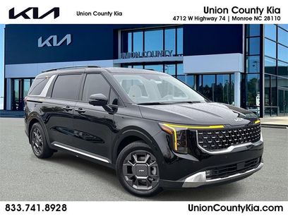 New 2026 Kia Carnival SX