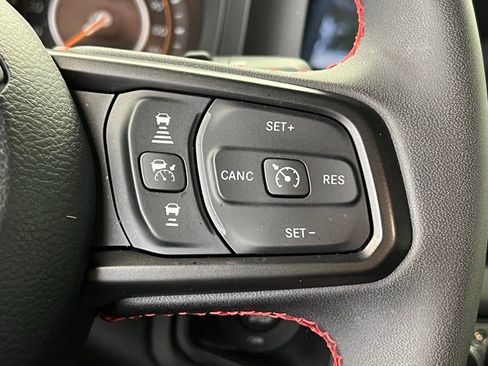 Used 2024 Jeep Wrangler Unlimited Rubicon w/ Technology Group image 9