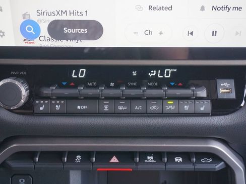 New 2026 Toyota Tundra Limited AWD/4WD image 15