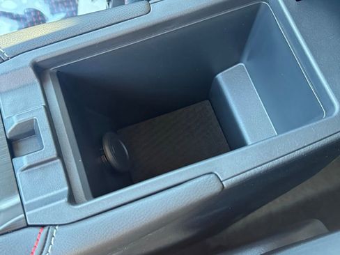 New 2026 Nissan Kicks SR image 19