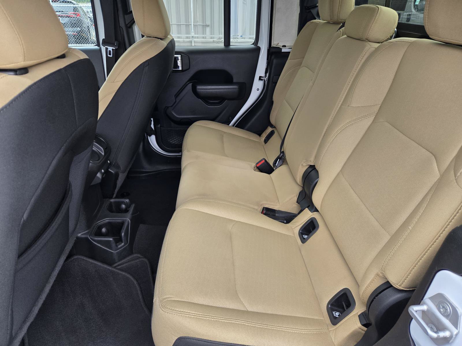 Used 2022 Jeep Gladiator Sport AWD/4WD image 25