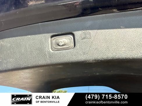 Used 2021 Ford Edge SEL w/ Convenience Package FWD image 17