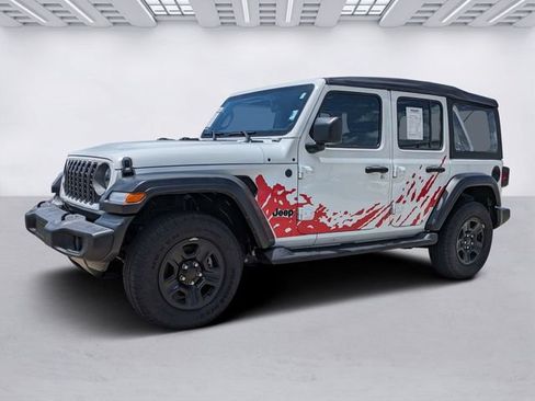 Used 2025 Jeep Wrangler Unlimited Sport AWD/4WD image 9