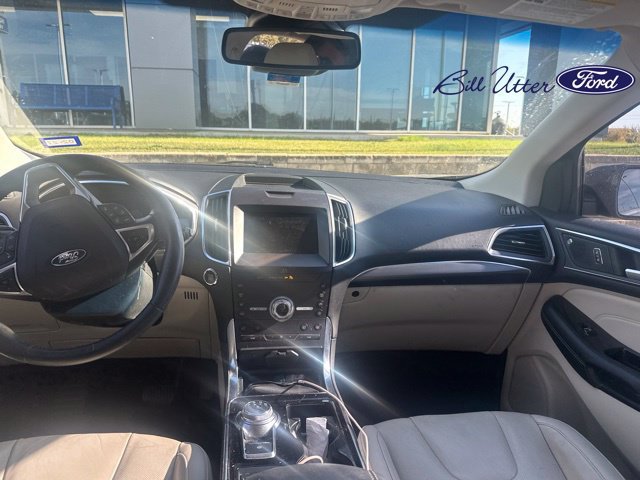Used 2020 Ford Edge Titanium w/ Equipment Group 301A FWD image 7