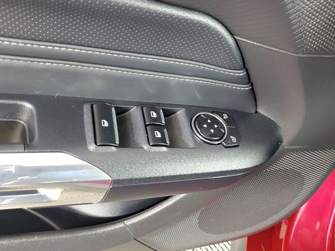 Used 2025 Ford Mustang GT Premium image 25