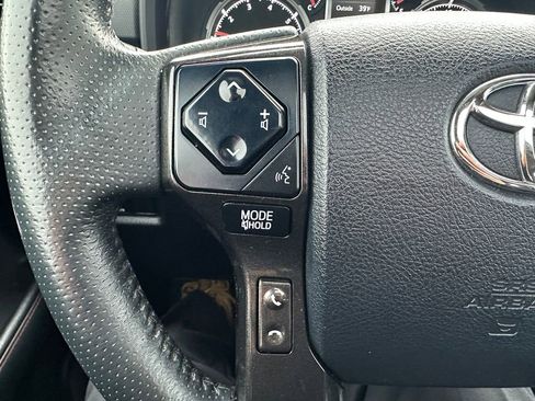 Used 2020 Toyota 4Runner TRD Off-Road Premium w/ Moonroof Package image 21