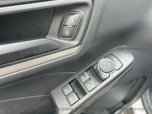 Used 2022 Ford Escape SE AWD/4WD image 18