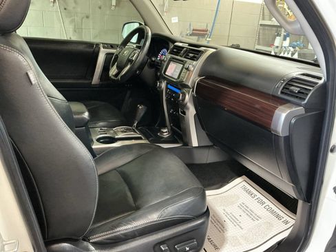 Used 2017 Toyota 4Runner Limited AWD/4WD image 26