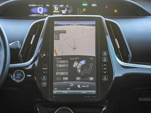 Used 2021 Toyota Prius Prime XLE image 14