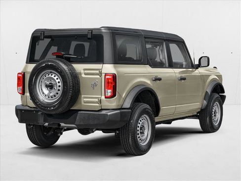 New 2026 Ford Bronco 4-Door image 2