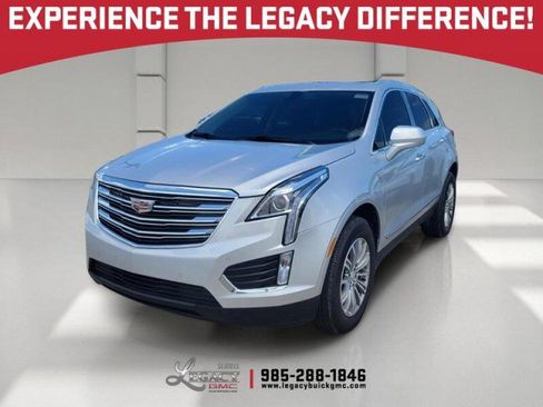 Used 2017 Cadillac XT5 Luxury FWD image 1