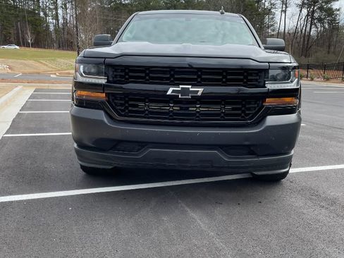 Used 2018 Chevrolet Silverado 1500 W/T w/ Black Out Edition image 2