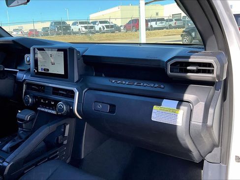 Used 2024 Toyota Tacoma SR image 16