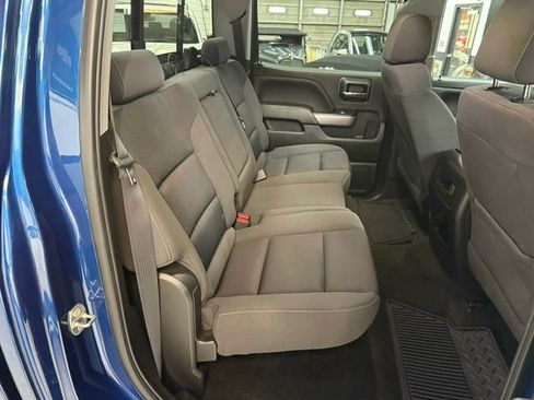 Used 2018 Chevrolet Silverado 1500 LT w/ LT Plus Package AWD/4WD image 28