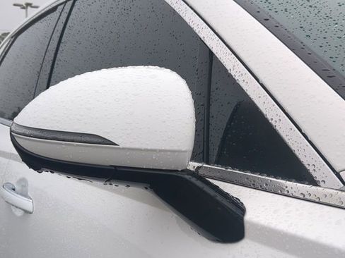 Used 2023 Genesis GV70 2.5T w/ Advanced Package image 11