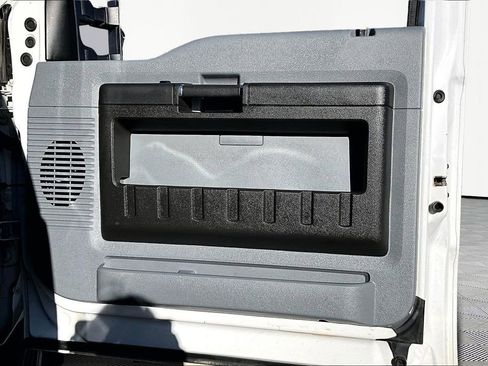 Used 2014 Ford F250 XL w/ Power Equipment Group image 19