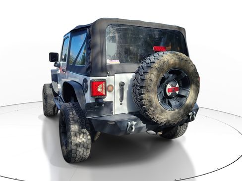Used 2015 Jeep Wrangler Sport AWD/4WD image 4