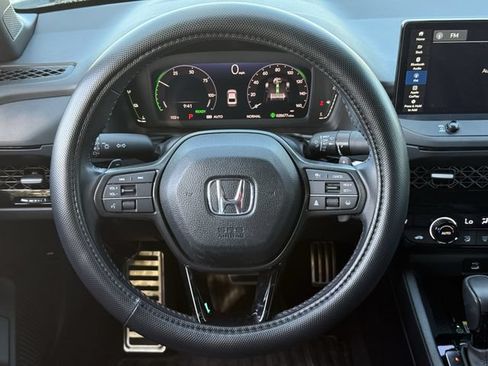 Used 2025 Honda Accord Sport image 11