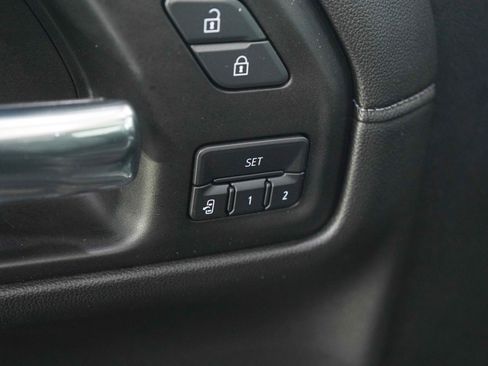 Used 2019 GMC Sierra 1500 Denali w/ Denali Ultimate Package AWD/4WD image 23