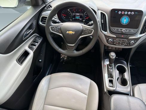 Used 2018 Chevrolet Equinox Premier FWD image 26