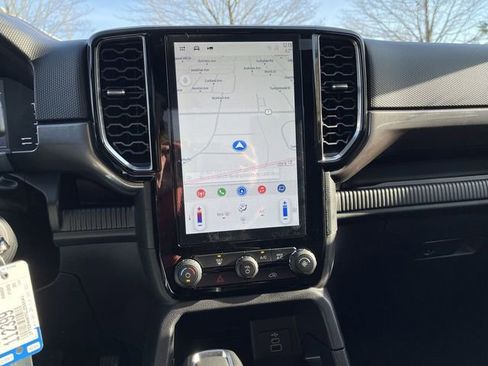 New 2025 Ford Ranger XLT w/ Black Appearance Package image 19