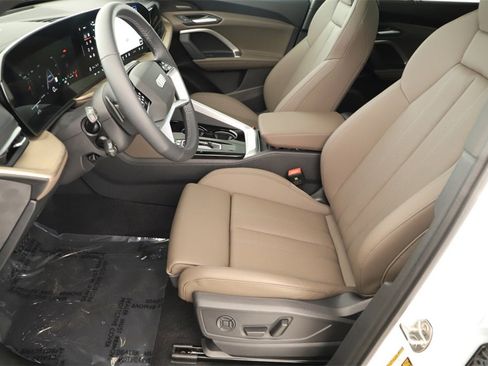 New 2025 Audi Q5 Premium Plus image 23