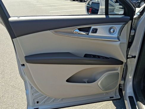Used 2019 Lincoln Nautilus Reserve w/ Ultimate Package AWD/4WD image 13