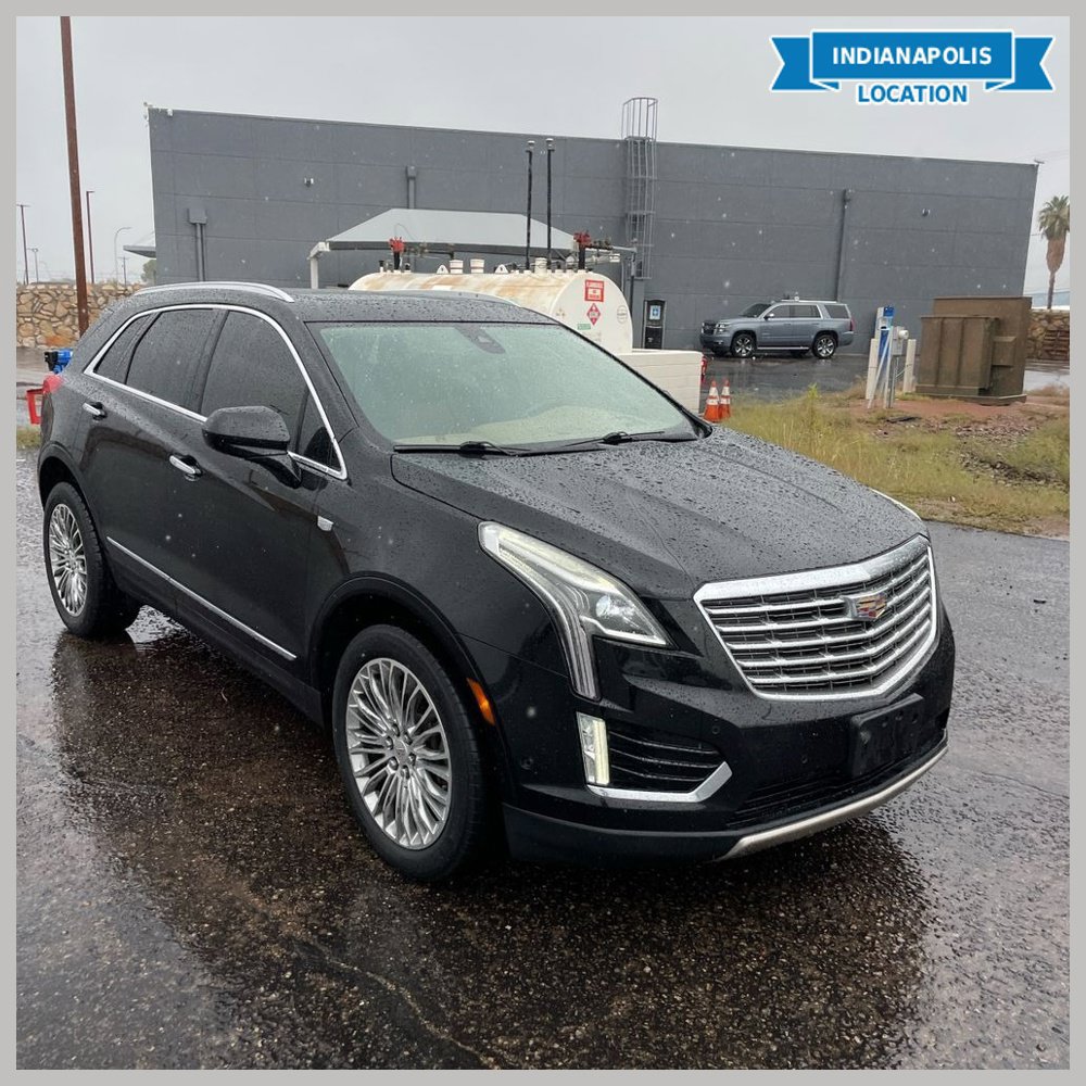 Used 2017 Cadillac XT5 Platinum w/ Driver Assist Package AWD/4WD image 1