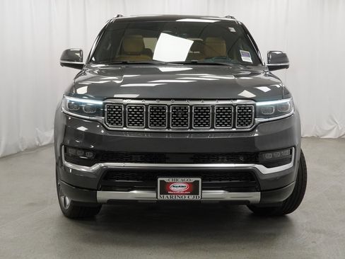 Used 2022 Jeep Grand Wagoneer Series III image 8