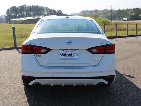 Used 2022 Nissan Altima 2.5 SV w/ SV Premium Package AWD/4WD image 20