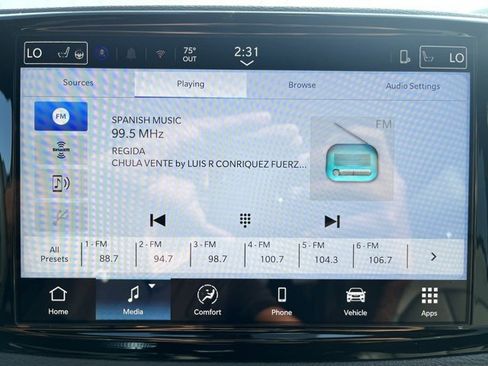 New 2026 Chrysler Pacifica Select w/ S Appearance Package image 10