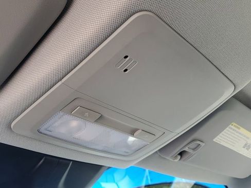 Used 2011 Chevrolet Cruze LS image 24