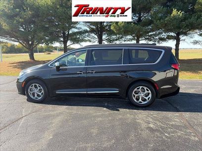 Certified 2023 Chrysler Pacifica Limited