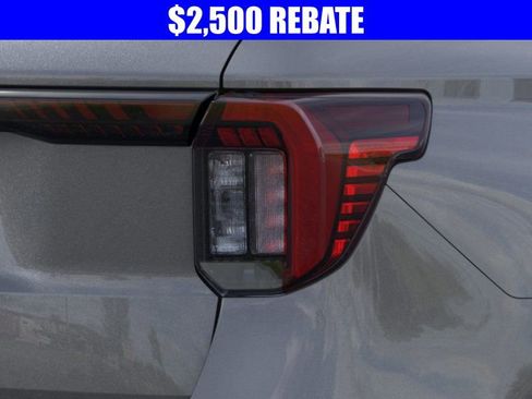 New 2026 Ford Explorer Active image 21