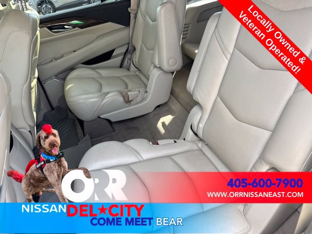 Used 2019 Cadillac Escalade Premium Luxury AWD/4WD image 14