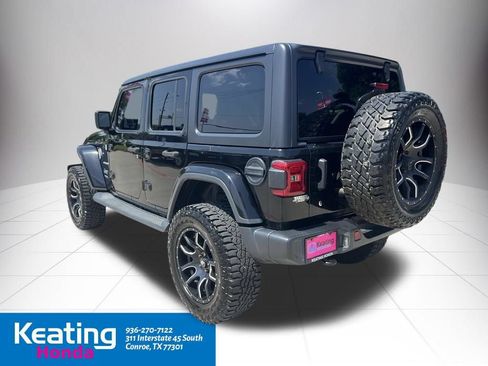 Used 2018 Jeep Wrangler Unlimited Sahara w/ LED Lighting Group AWD/4WD image 8