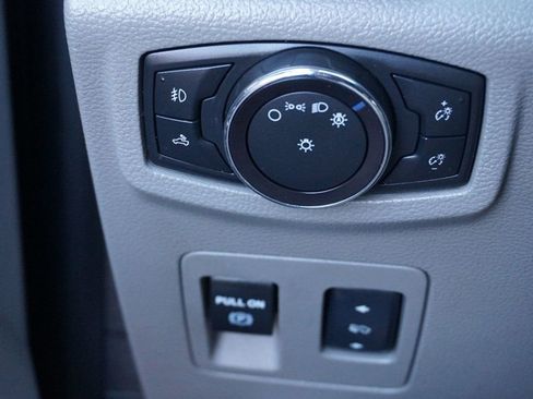 Used 2018 Ford F150 Lariat image 25