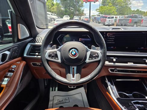 Used 2023 BMW X7 M60i w/ Executive Package AWD/4WD image 11