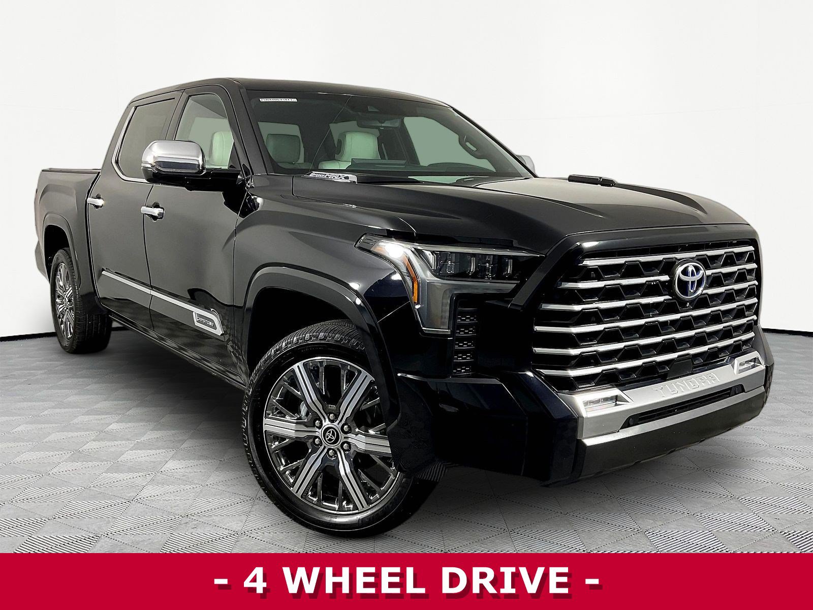 Used 2022 Toyota Tundra Capstone AWD/4WD image 3