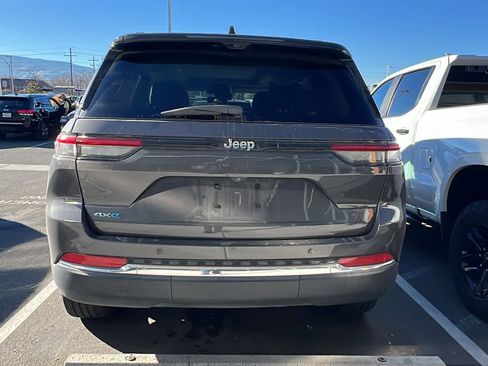 Used 2023 Jeep Grand Cherokee 4WD 4xe w/ Luxury Tech Group II image 5