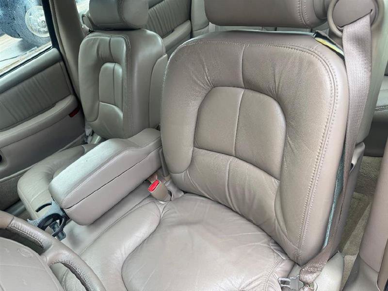 Used 1999 Buick Park Avenue w/ Prestige Opt Pkg FWD image 25