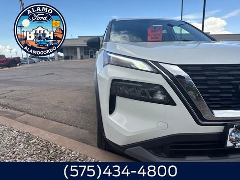 Used 2023 Nissan Rogue S image 21