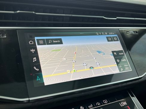 Used 2020 Audi Q8 Premium Plus w/ Premium Plus Package image 44