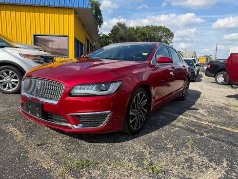 Used 2020 Lincoln MKZ Reserve w/ Elements Package FWD image 1
