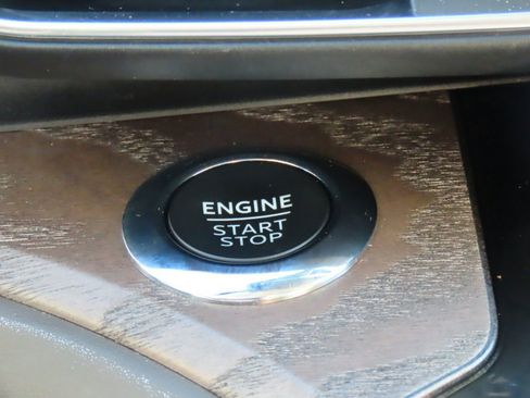 Used 2022 Ford Explorer Platinum w/ Equipment Group 601A image 30